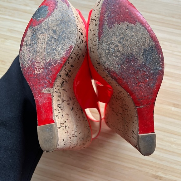❌Sold❌Louboutin wedges fushia - Picture 9 of 15